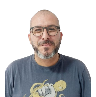 Tomás